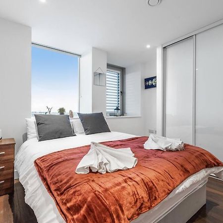 New Apartment 20 Mins From Waterloo London Bp36 Exterior foto